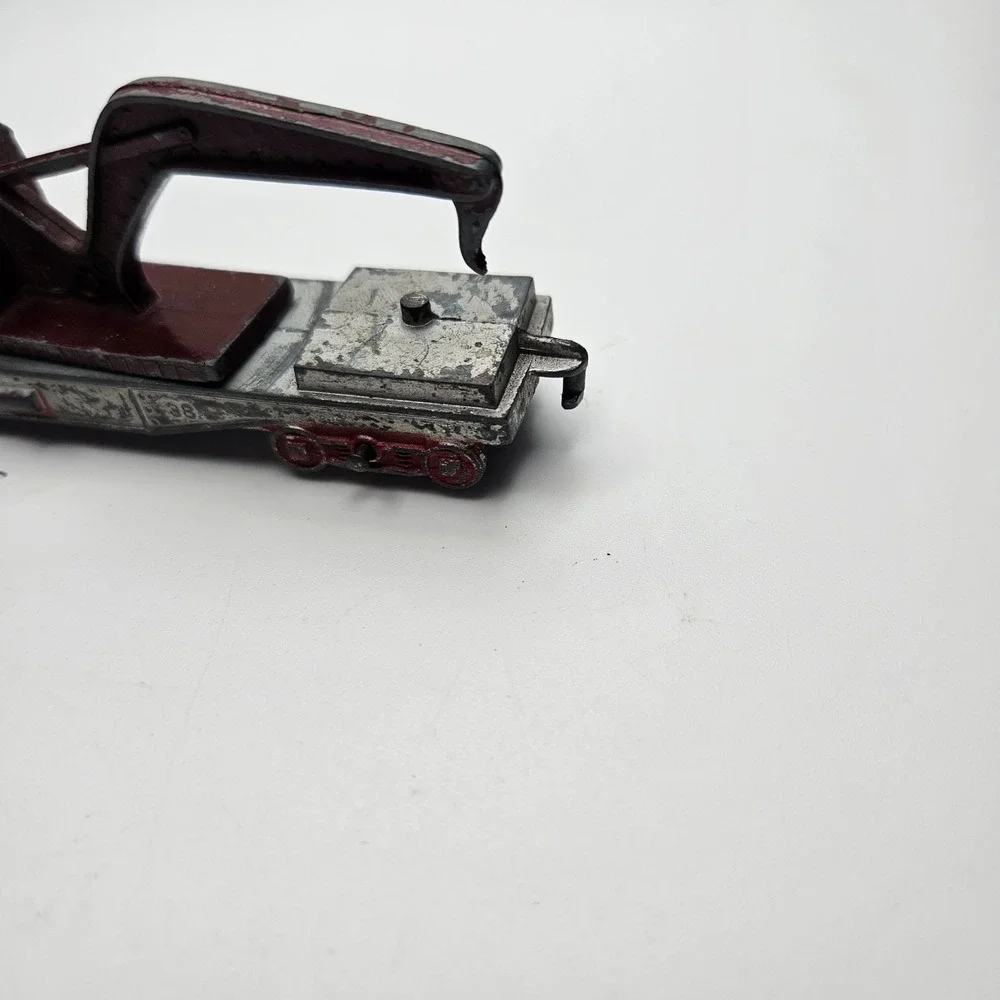 Vintage Tootsietoy Railroad Crane Car Diecast Metal Train Car USA 1938‎